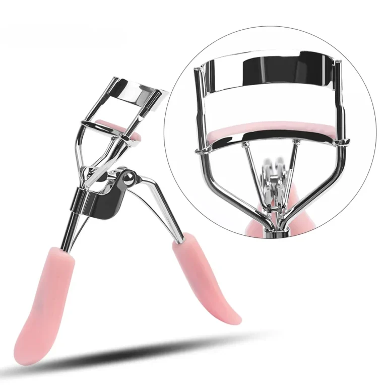 Metal Eyelash Curler with ABS Handle - Random Color