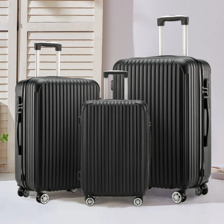 Fashion 20 24 28 Inch Set 3 Piece Boarding Travel Travel Essentials Unisex ABS PC Trolley Case Luggage
