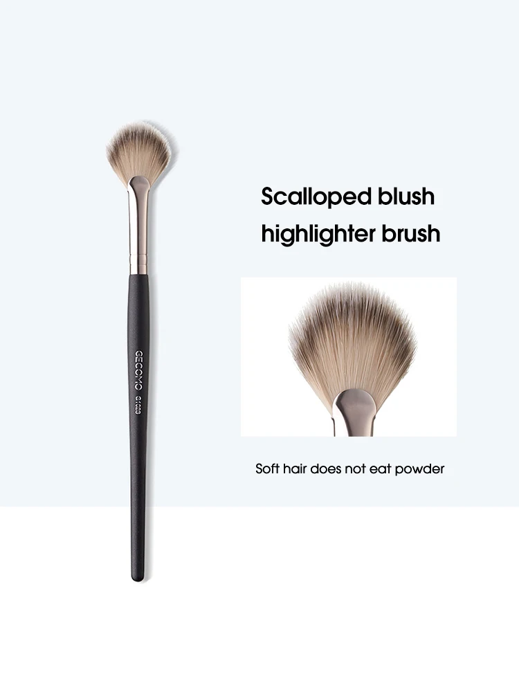 High-Gloss Powder Blusher Brush with Soft Synthetic Hair