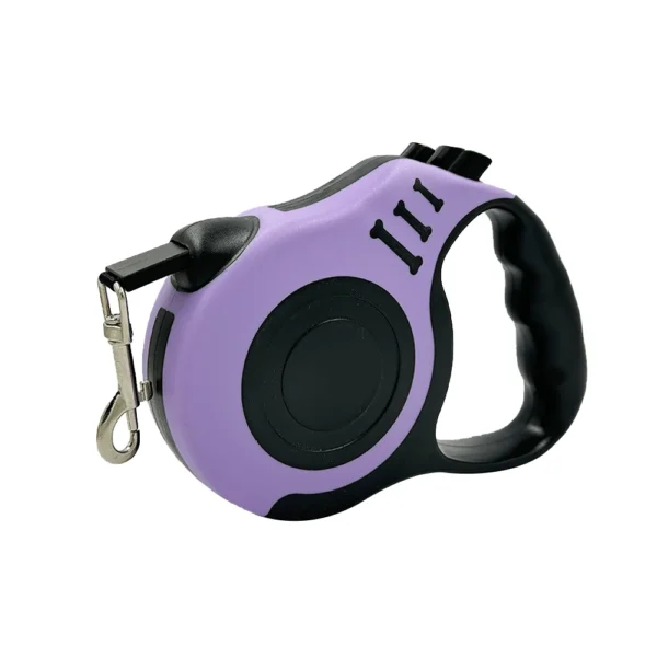 Retractable nylon dog leash with handle and leash extended